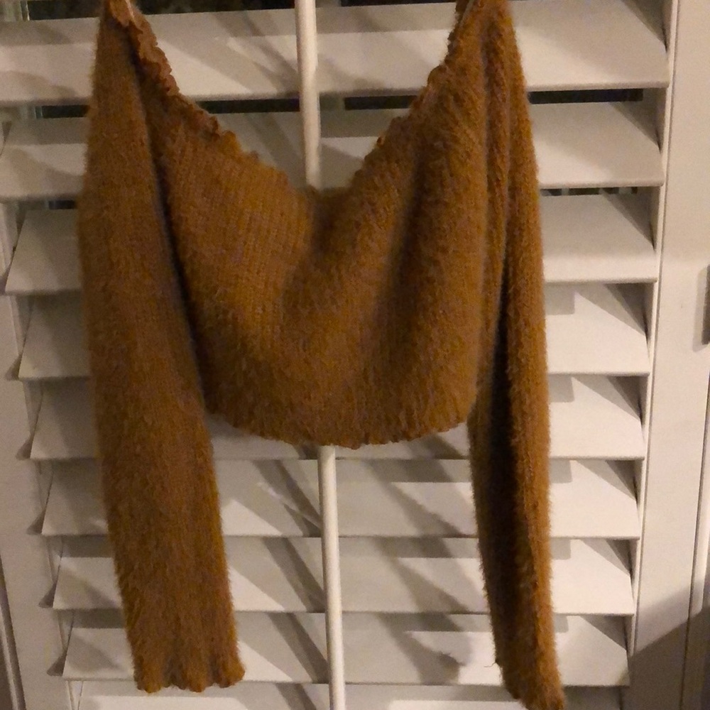 mustard yellow fuzzy long sleeve crop top